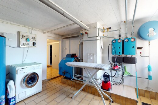 wäschekammer mit wäscherei, inside property, tumbler, gipskartonwand, und drywall