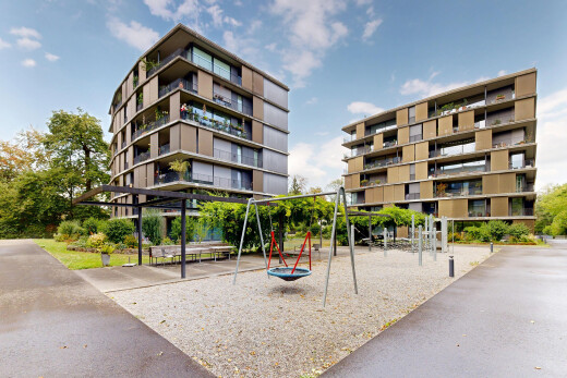 extérieur du bâtiment avec from community, vue sur le complexe d'appartements, apartment complex view, et day time