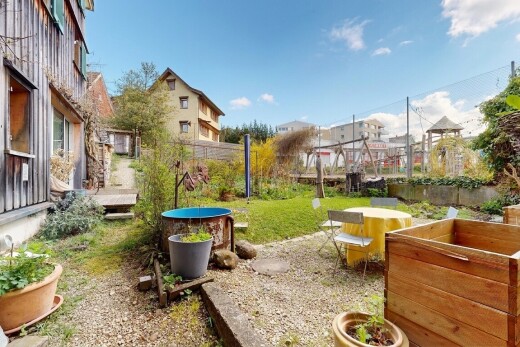garten mit zaun, from property, und day time