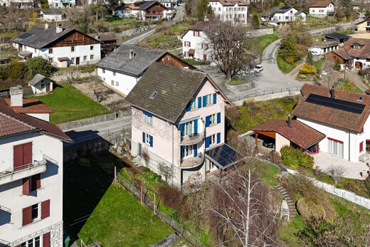 außenansicht mit stuckverkleidung, residential view, wohngebietblick, und drone view