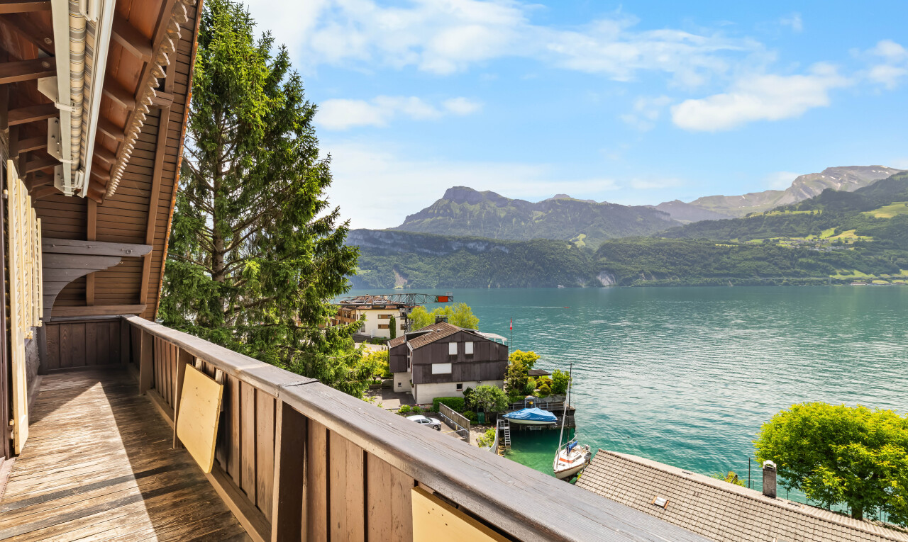 water view with a mountain backdrop