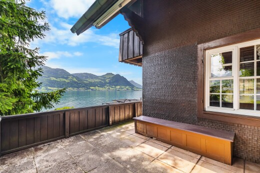 terrasse avec from property, day time, mountain view, vue sur la montagne, et water view