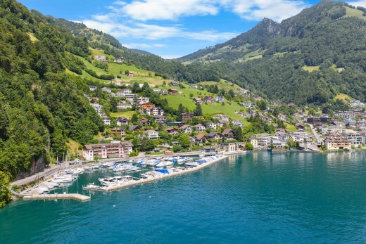 vue sur la mer avec mountain view, vue sur la montagne, day time, aerial view, et water view