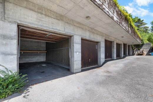 parking avec day time