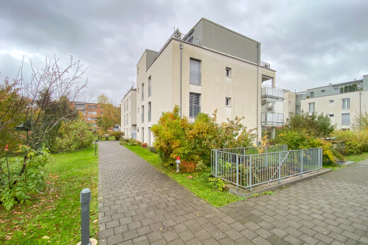 außenansicht mit overcast, stuckverkleidung, und property visible