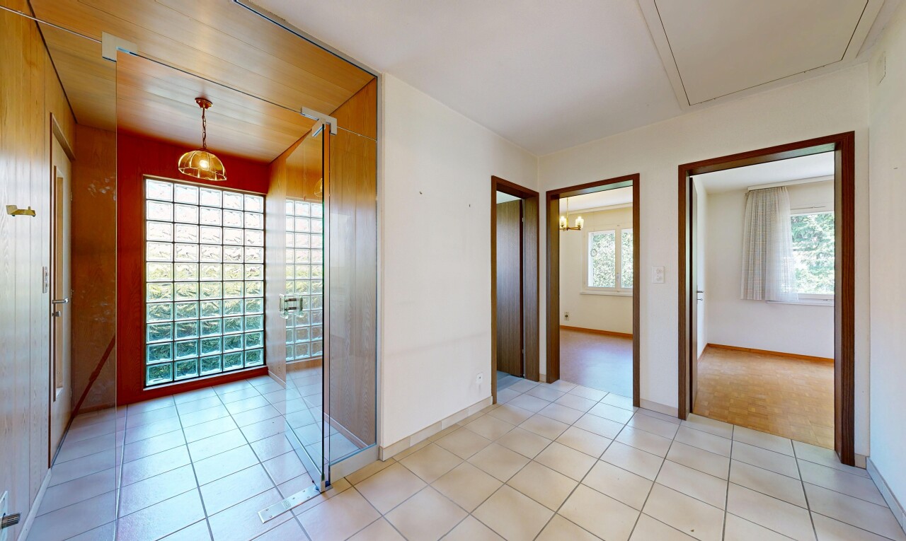 pièce vide avec lumière naturelle, natural light, cloison sèche, drywall, et inside property