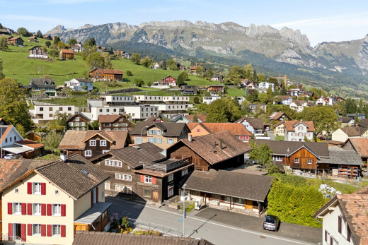 blick auf die berge mit blick auf die berge, mountain view, day time, wohngebietblick, und residential view