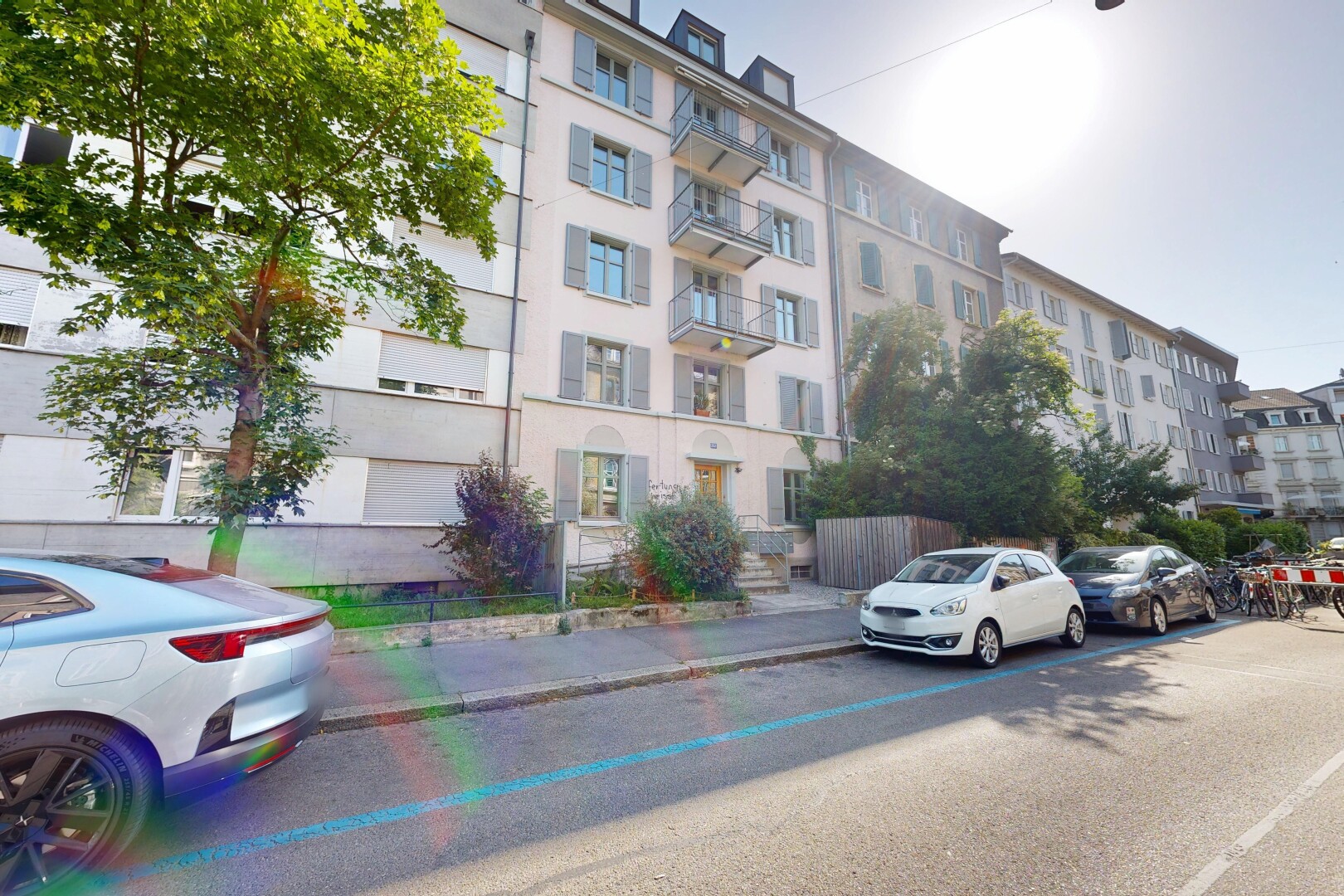 außenansicht mit apartment complex view und blick auf wohnanlage