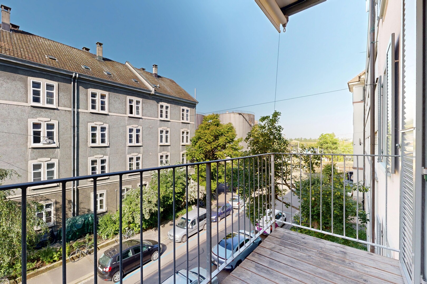 balkon mit day time, balkon, und apartment complex view