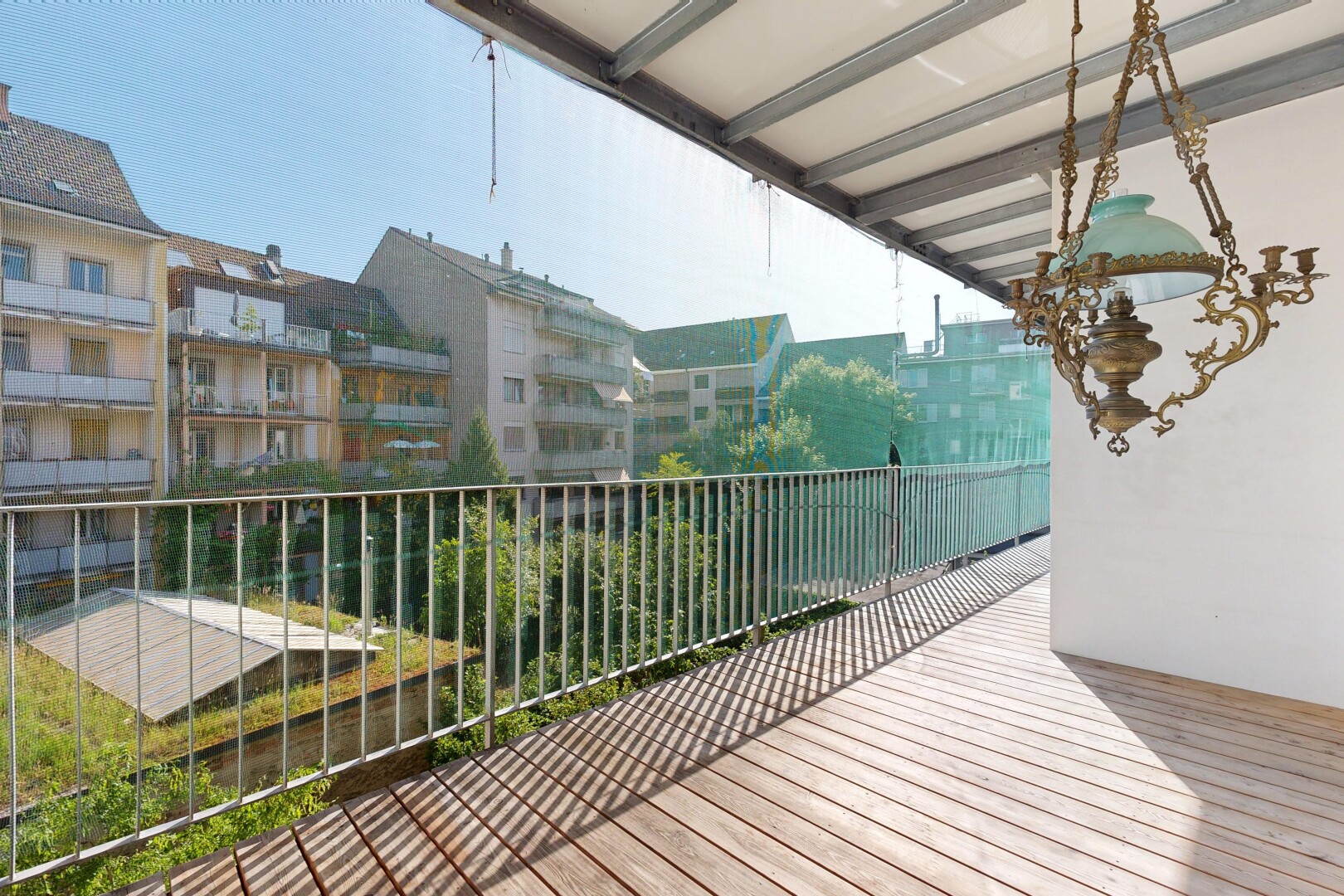 balkon mit day time