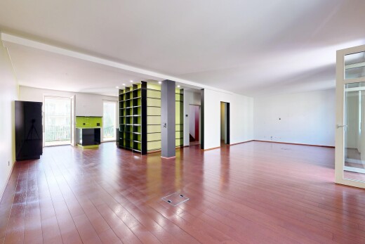 leerer raum mit inside property, gipskartonwand, drywall, holzfußboden, und wood finish floor