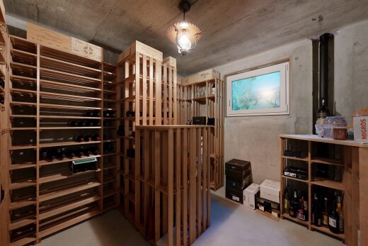 keller mit betonmauer, concrete wall, betondecke, concrete ceiling, und betonboden