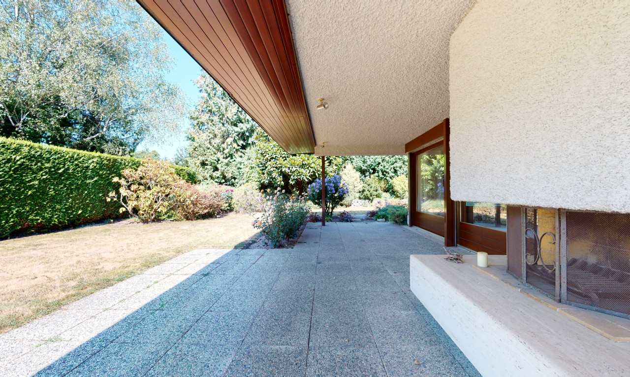 Zu verkaufen 250 m²Einfamilienhaus in Vessy