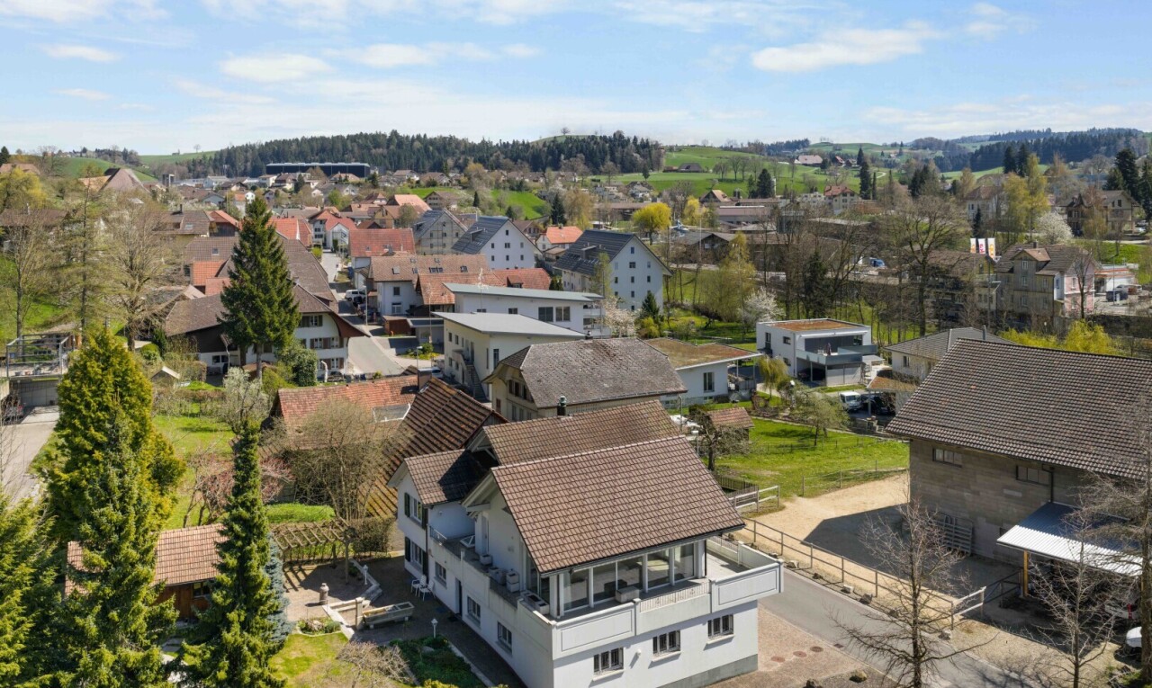 außenansicht mit day time, residential view, und wohngebietblick