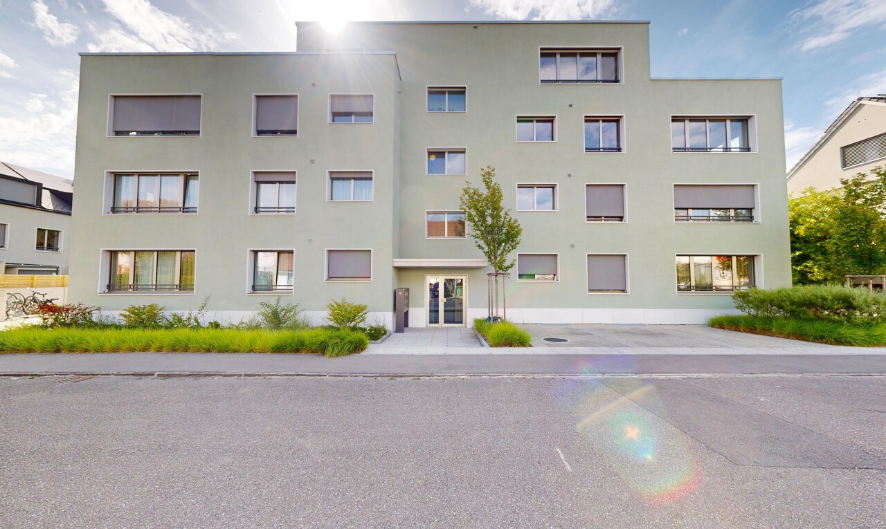 extérieur du bâtiment avec apartment complex view, vue sur le complexe d'appartements, from community, et day time