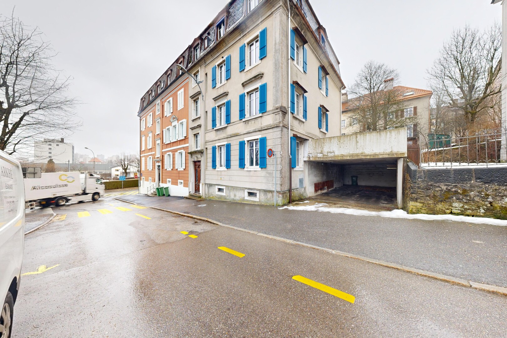 extérieur du bâtiment avec overcast