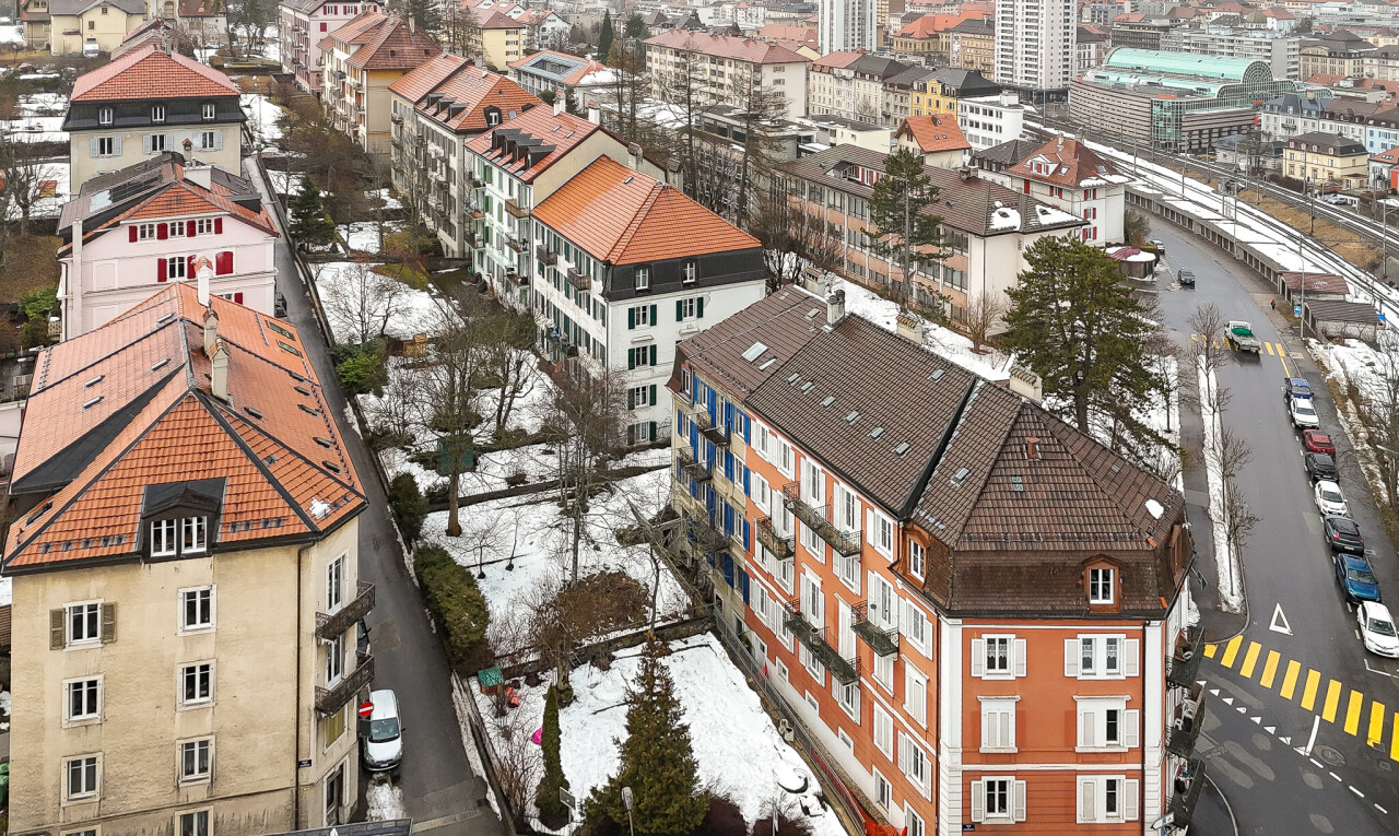 extérieur du bâtiment avec vue sur la ville et city view