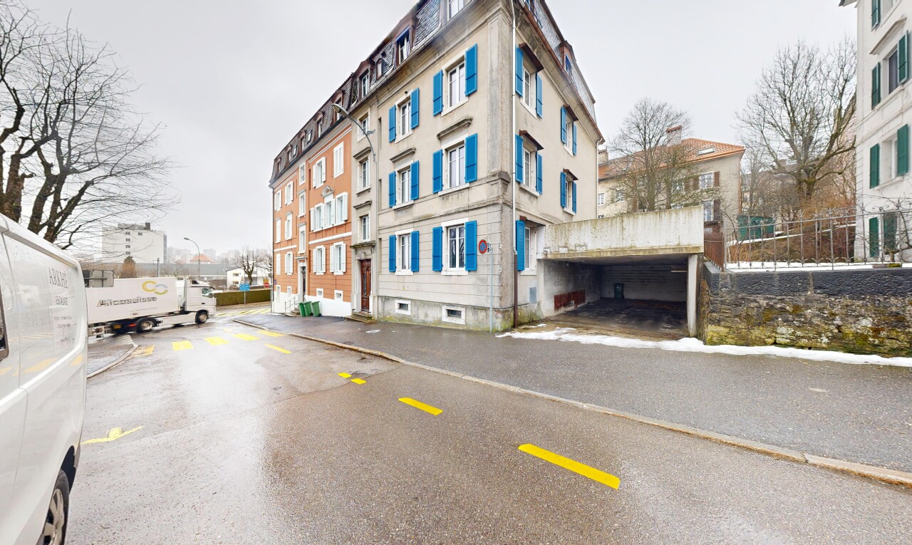 extérieur du bâtiment avec overcast