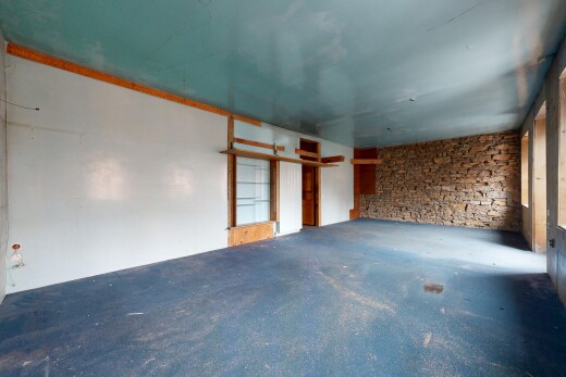 parking avec inside property
