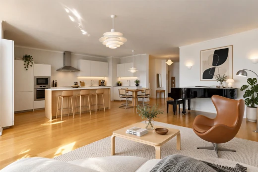 salon / salle à manger avec crown molding, moulures, light floor, wood finish floor, et sol en finition bois