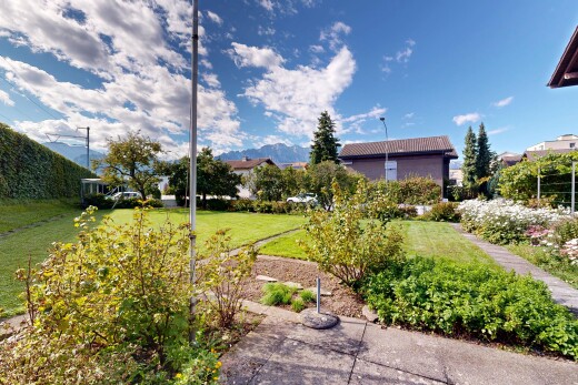 garten mit rasen, day time, und from property