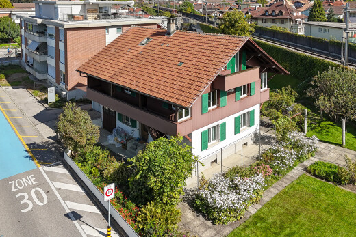 außenansicht mit drone view, zaun, wohngebietblick, und residential view