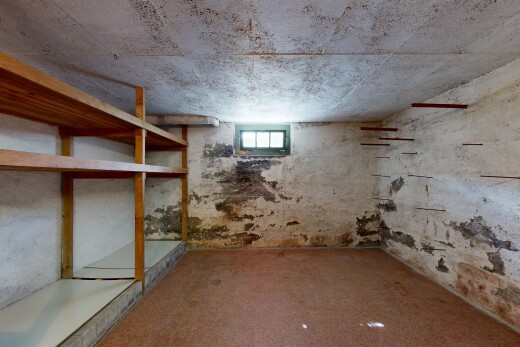 vorratskammer mit keller