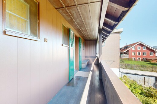 balkon mit balkon und day time