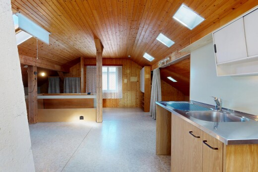 küche mit natürliches licht, natural light, holzwand, wood wall, und inside property