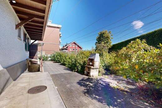 terrasse mit day time, power lines view, und from property