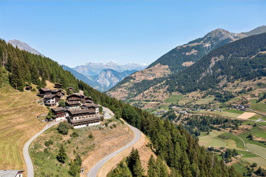 vue sur la montagne avec mountain view, vue sur la montagne, day time, et aerial view