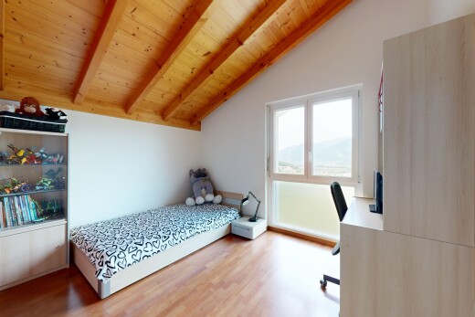 zimmer / schlafzimmer mit dachschräge, vaulted ceiling, holzdecke, wood ceiling, und high end ceiling