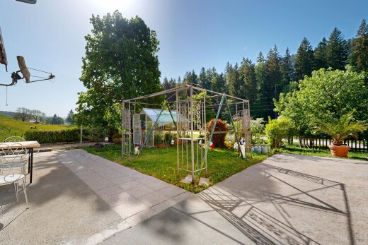 jardin avec pelouse, park view, et day time