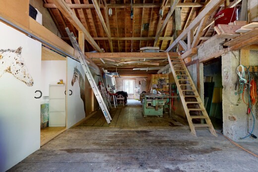 parken mit treppen und inside property