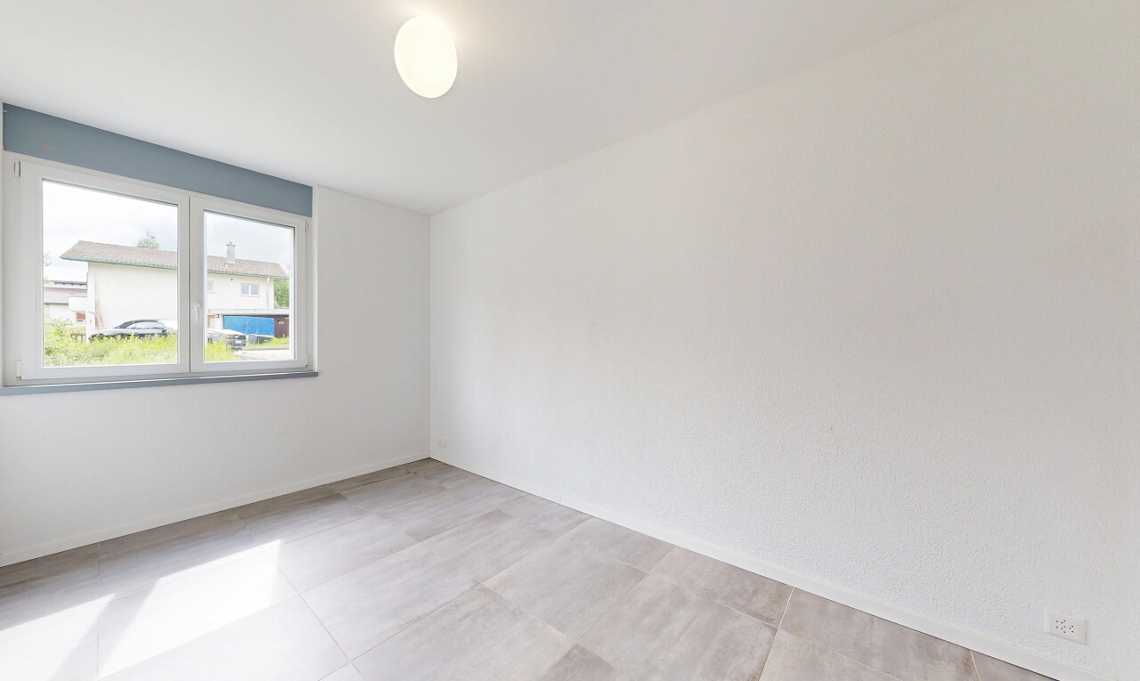 pièce vide avec lumière naturelle, natural light, inside property, cloison sèche, et drywall