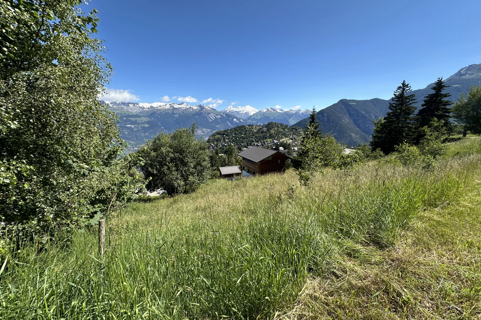 vue sur la montagne avec vue sur la montagne