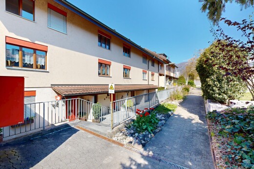 façade avec bardage en stuc, day time, apartment complex view, et from community