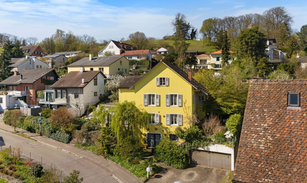 außenansicht mit wohngebietblick
