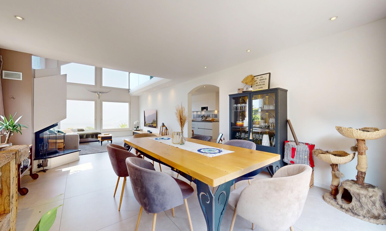 dining area with arched walkways