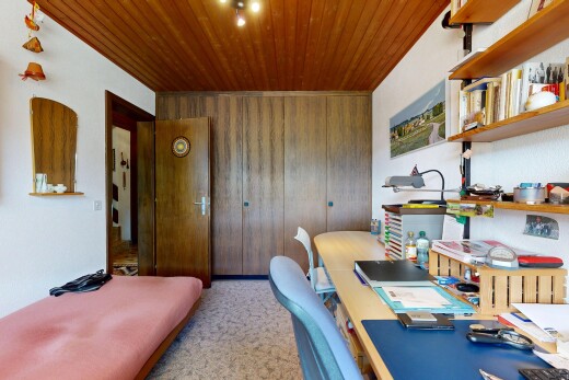 büro mit bürobereich, inside property, holzdecke, wood ceiling, und gipskartonwand