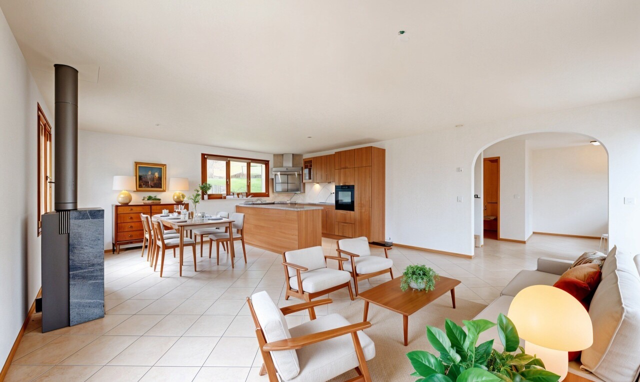 wohn- / esszimmer mit full kitchen, gewölbte gehwege, light floor, gipskartonwand, und drywall