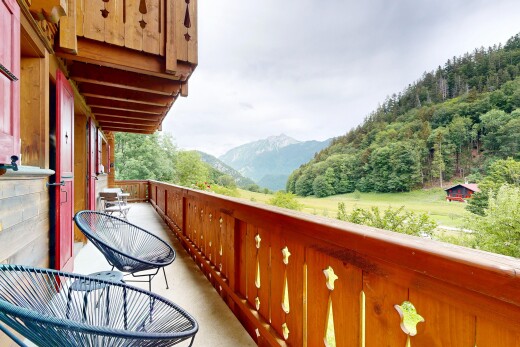 balcon avec balcon, overcast, vue sur la montagne, mountain view, et from property