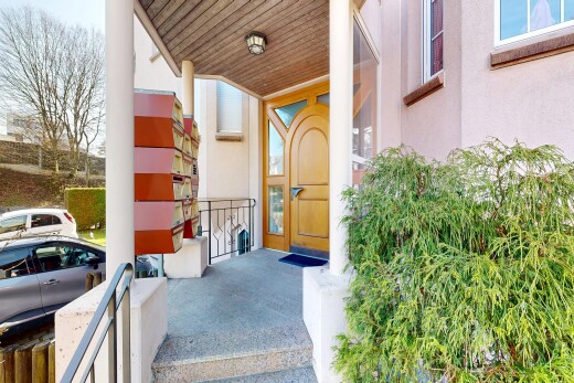 äußeresraum mit from property und veranda