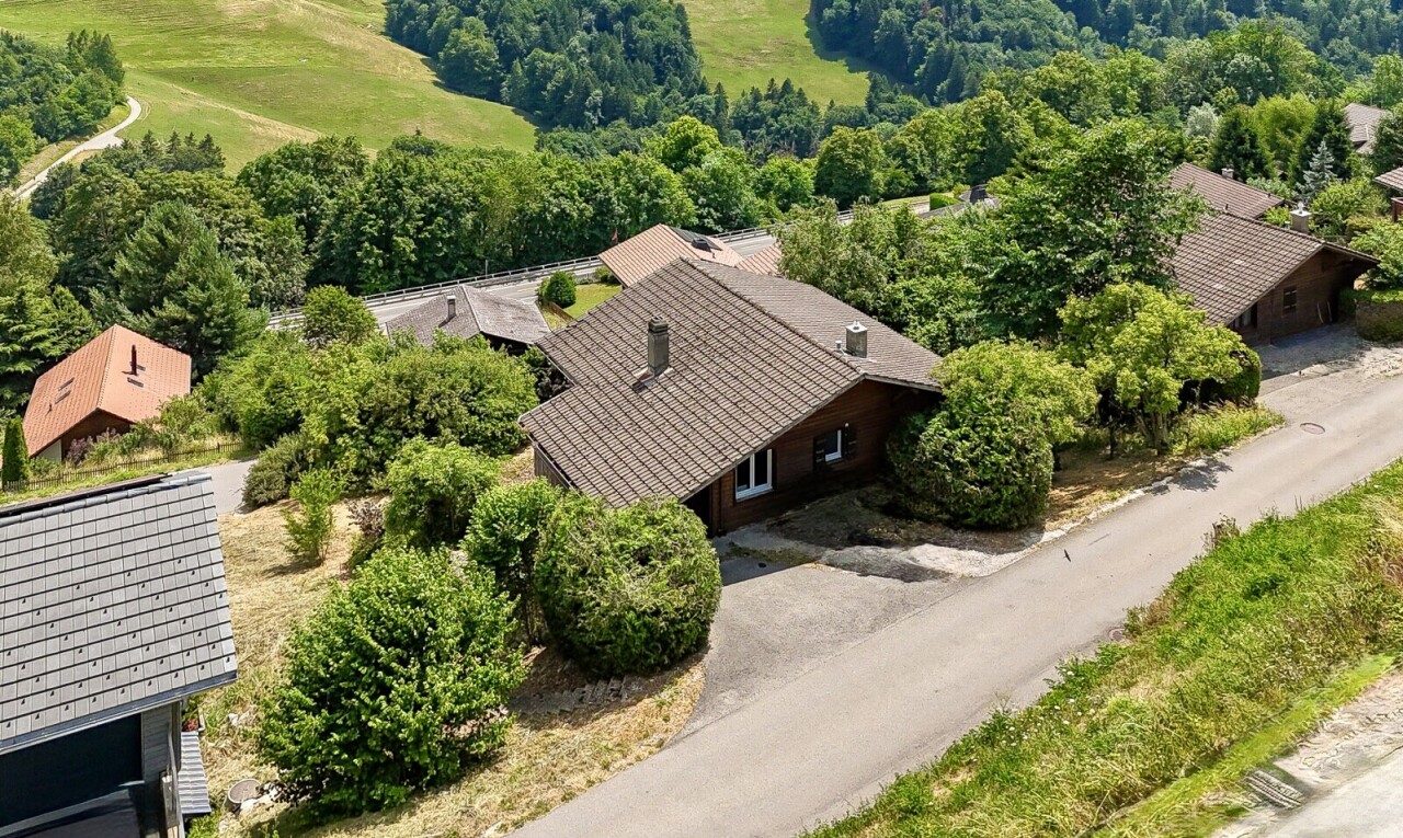 jardin avec property visible