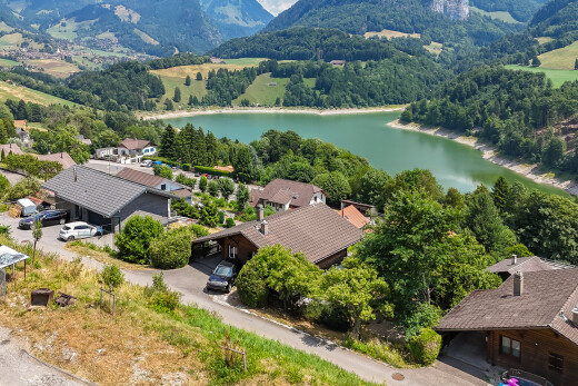 seesicht mit seesicht, water view, blick auf die berge, und mountain view