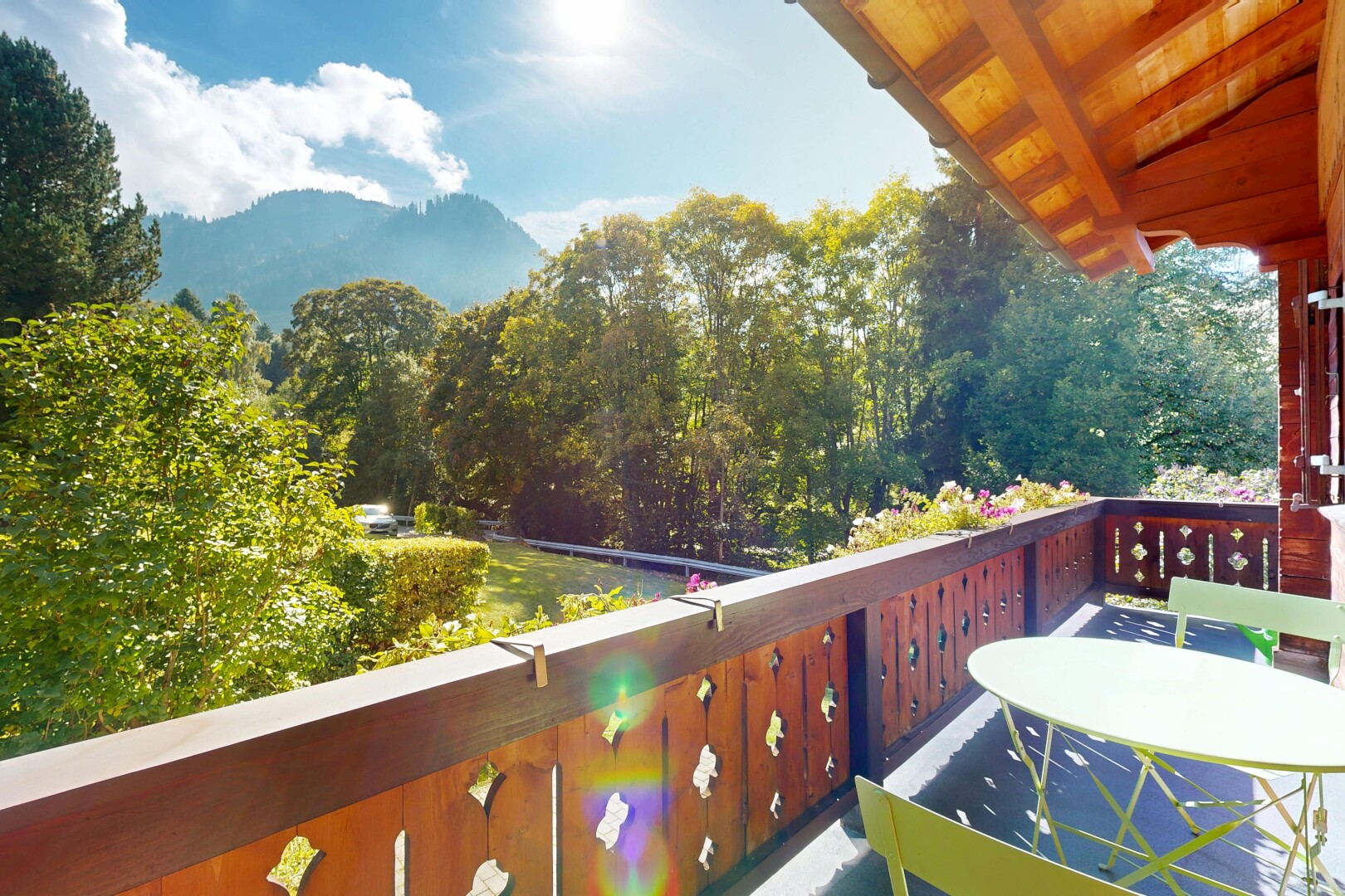 balcon avec balcon, from property, day time, vue sur les bois, et woods view