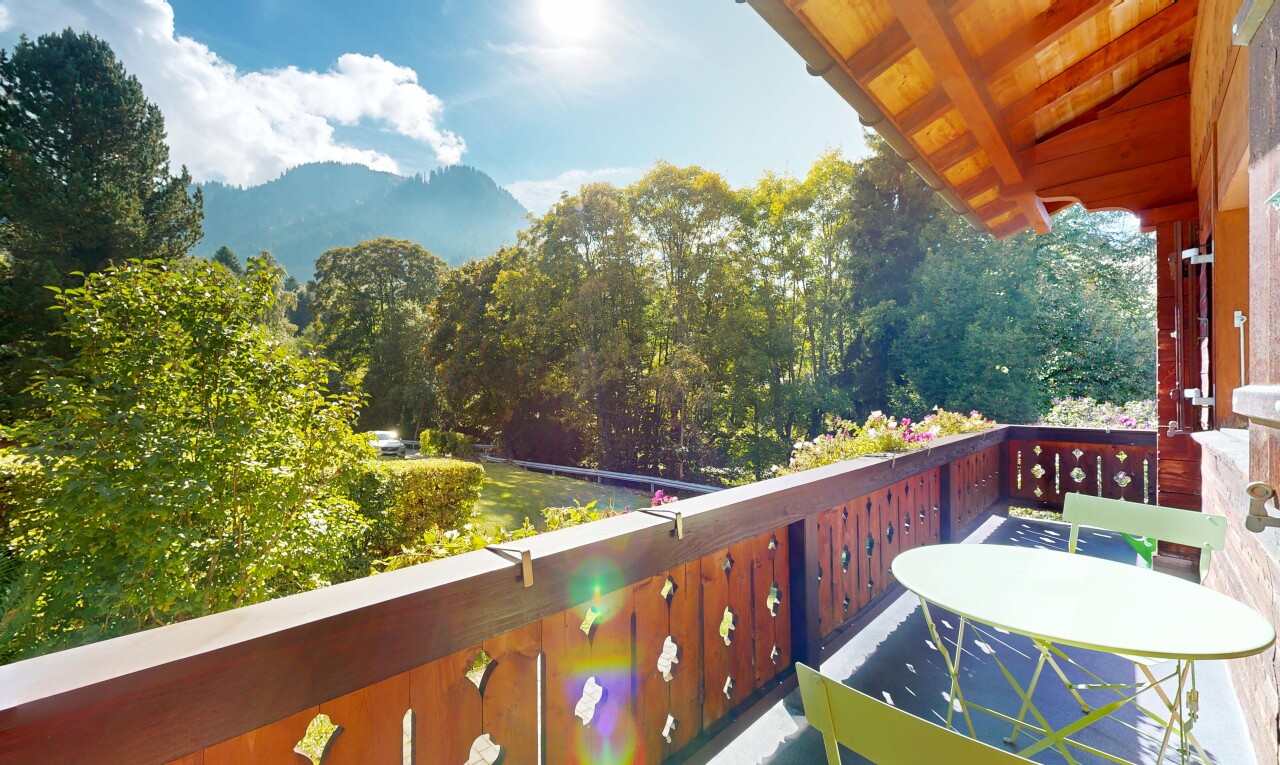 balcon avec balcon, from property, day time, vue sur les bois, et woods view