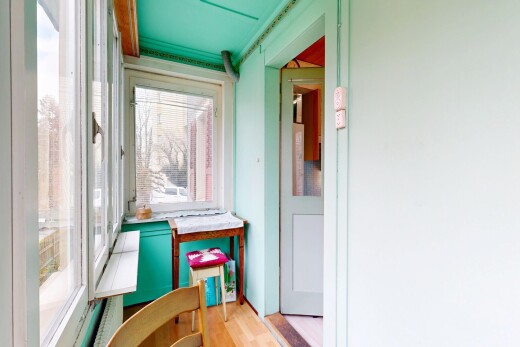 büro mit natürliches licht, natural light, holzfußboden, wood finish floor, und gipskartonwand