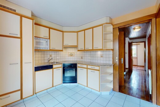 küche mit offene regale, küchenrückwand beim Herd, küchenrückwand beim herd, arbeitsplatten, und natural light