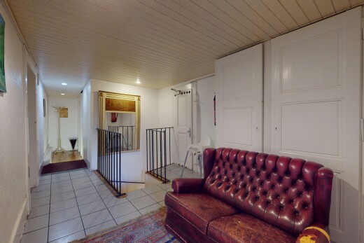 salon avec carrelage